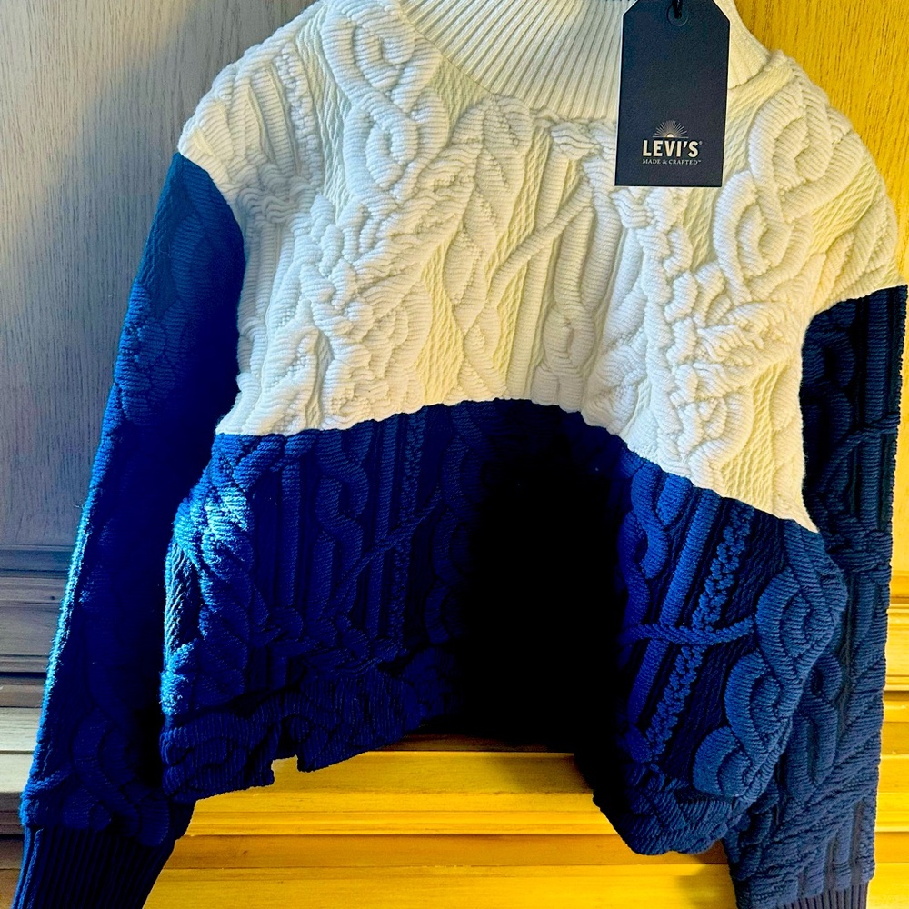 Levi's Made & Crafted Women's Cable Knit Sweater Navy Cream Size Small